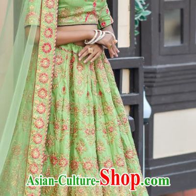 Asian India Wedding Lehenga Costumes Asia Indian Traditional Festival Bride Embroidered Green Silk Blouse and Skirt and Sari Complete Set