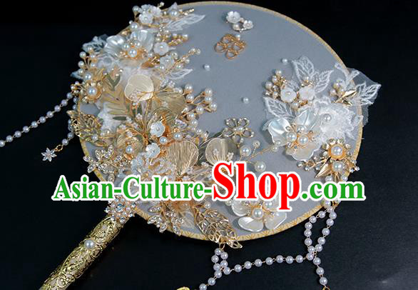 China Traditional Handmade Shell Flowers Palace Fan Classical Wedding Circular Fan China Traditional Handmade Shell Flowers Palace Fan Classical Wedding Circular Fan