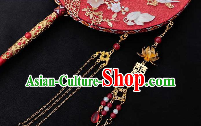 China Handmade Golden Tassel Palace Fan Classical Wedding Circular Fan Traditional Shell Flowers Fan China Handmade Golden Tassel Palace Fan Classical Wedding Circular Fan Traditional Shell Flowers Fan