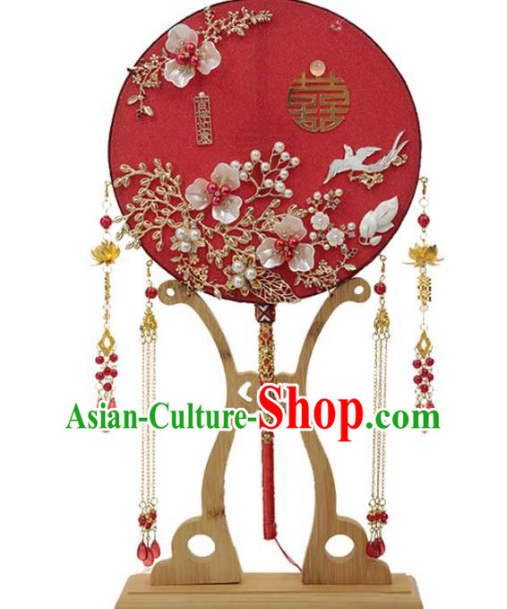 China Handmade Golden Tassel Palace Fan Classical Wedding Circular Fan Traditional Shell Flowers Fan China Handmade Golden Tassel Palace Fan Classical Wedding Circular Fan Traditional Shell Flowers Fan