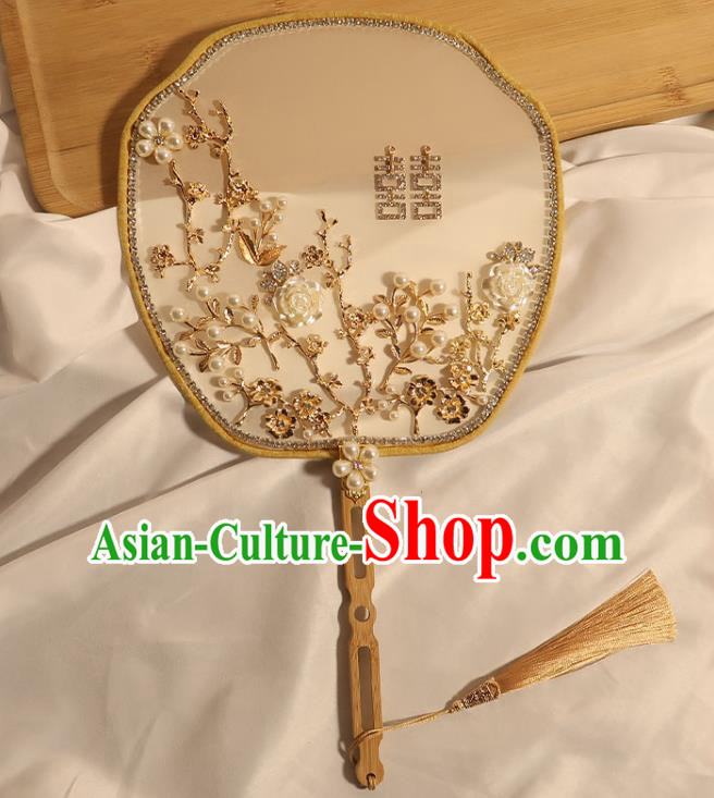 China Handmade Bride Shell Rose Palace Fan Classical Dance Fan Traditional Wedding Fan China Handmade Bride Shell Rose Palace Fan Classical Dance Fan Traditional Wedding Fan