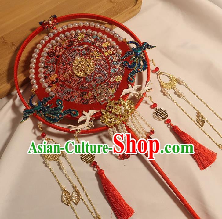 China Traditional Wedding Embroidered Red Fan Handmade Bride Palace Fan Classical Dance Pearls Fan China Traditional Wedding Embroidered Red Fan Handmade Bride Palace Fan Classical Dance Pearls Fan
