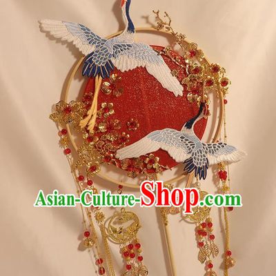 China Traditional Wedding Embroidered Crane Circular Fan Handmade Bride Palace Fan Classical Dance Red Silk Fan