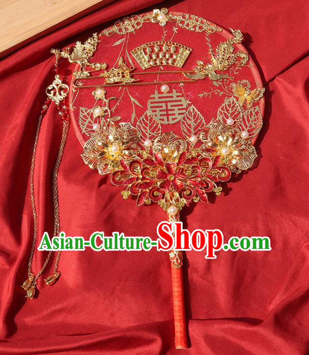 China Traditional Wedding Red Flowers Circular Fan Classical Hanfu Fan Handmade Bride Palace Fan China Traditional Wedding Red Flowers Circular Fan Classical Hanfu Fan Handmade Bride Palace Fan