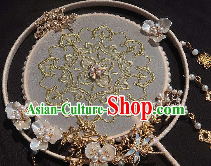 China Classical Wedding White Silk Fan Traditional Hanfu Fan Handmade Embroidered Palace Fan China Classical Wedding White Silk Fan Traditional Hanfu Fan Handmade Embroidered Palace Fan