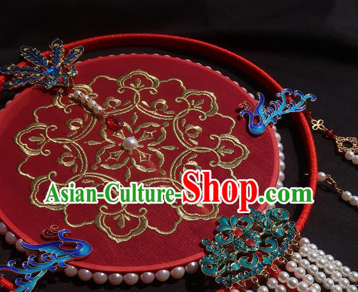 China Traditional Princess Hanfu Fan Handmade Embroidered Palace Fan Classical Wedding Red Silk Fan China Traditional Princess Hanfu Fan Handmade Embroidered Palace Fan Classical Wedding Red Silk Fan