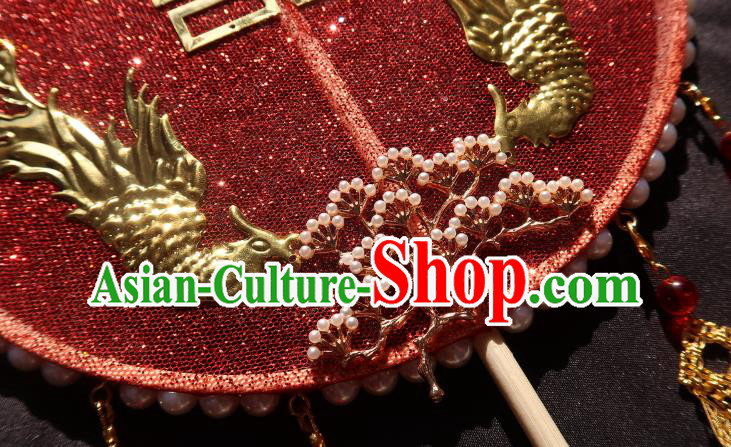 China Traditional Red Silk Hanfu Fan Handmade Palace Fan Classical Wedding Bride Circular Fan China Traditional Red Silk Hanfu Fan Handmade Palace Fan Classical Wedding Bride Circular Fan
