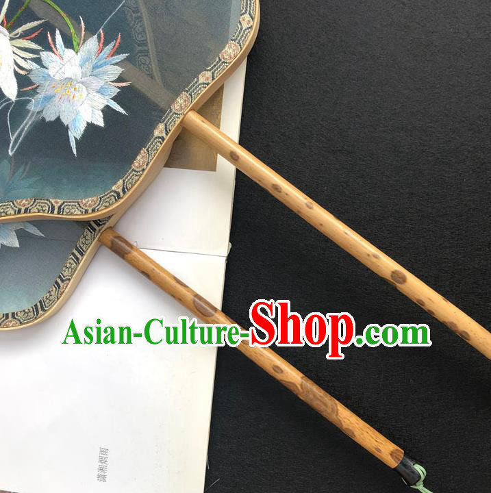 China Handmade Embroidered Epiphyllum Palace Fan Classical Dance Fan Traditional Silk Fan Hanfu Fan China Handmade Embroidered Epiphyllum Palace Fan Classical Dance Fan Traditional Silk Fan Hanfu Fan