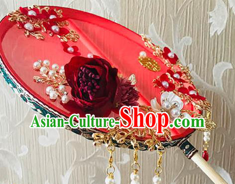 China Traditional Red Silk Hanfu Fan Bride Palace Fan Handmade Wedding Rose Circular Fan China Traditional Red Silk Hanfu Fan Bride Palace Fan Handmade Wedding Rose Circular Fan