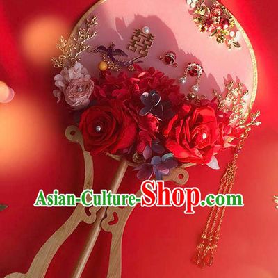 China Bride Circular Fan Wedding Silk Fan Handmade Palace Fan Traditional Red Rose Fan