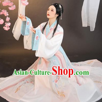 China Ancient Royal Princess Embroidered Hanfu Dress Traditional Jin Dynasty Noble Infanta Historical Clothing