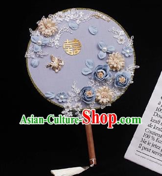 China Handmade Blue Roses Palace Fan Traditional Wedding Silk Fan Bride Circular Fan China Handmade Blue Roses Palace Fan Traditional Wedding Silk Fan Bride Circular Fan