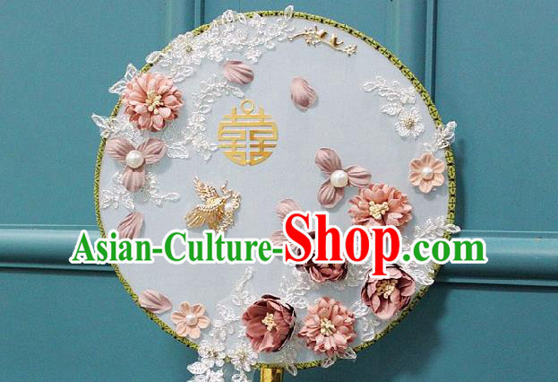 China Traditional Wedding Silk Fan Bride Circular Fan Handmade Pink Roses Palace Fan China Traditional Wedding Silk Fan Bride Circular Fan Handmade Pink Roses Palace Fan