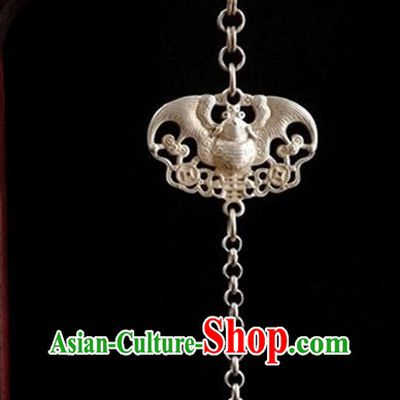 Handmade China Sachet Brooch Pendant Accessories Classical Cheongsam Argent Bat Breastpin Jewelry