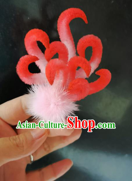 China Traditional Red Velvet Fox Hair Stick Handmade Ancient Princess Hairpin China Traditional Red Velvet Fox Hair Stick Handmade Ancient Princess Hairpin