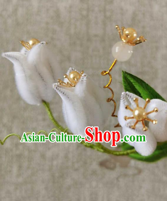 China Classical Hanfu White Velvet Convallaria Hair Stick Traditional Ancient Court Hair Claw China Classical Hanfu White Velvet Convallaria Hair Stick Traditional Ancient Court Hair Claw
