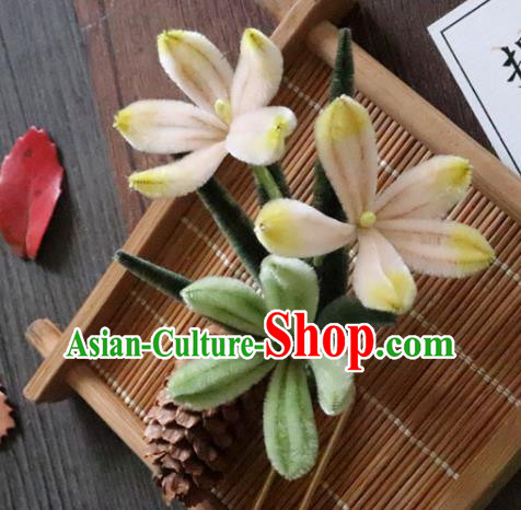 China Traditional Ancient Court Lady Hair Stick Classical Hanfu Green Velvet Orchids Hairpin China Traditional Ancient Court Lady Hair Stick Classical Hanfu Green Velvet Orchids Hairpin