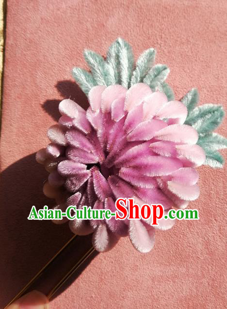 China Traditional Ancient Palace Lady Lilac Velvet Chrysanthemum Hair Stick Classical Hanfu Flowers Hairpin China Traditional Ancient Palace Lady Lilac Velvet Chrysanthemum Hair Stick Classical Hanfu Flowers Hairpin