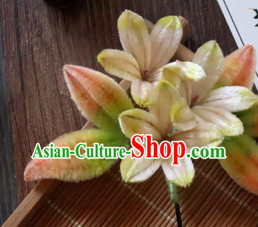 China Classical Hanfu Hairpin Traditional Ancient Palace Lady Velvet Flowers Hair Stick China Classical Hanfu Hairpin Traditional Ancient Palace Lady Velvet Flowers Hair Stick