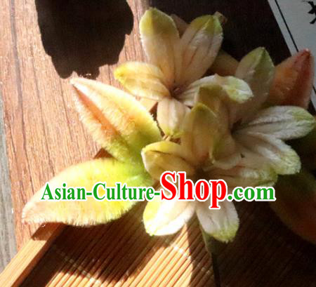 China Classical Hanfu Hairpin Traditional Ancient Palace Lady Velvet Flowers Hair Stick China Classical Hanfu Hairpin Traditional Ancient Palace Lady Velvet Flowers Hair Stick