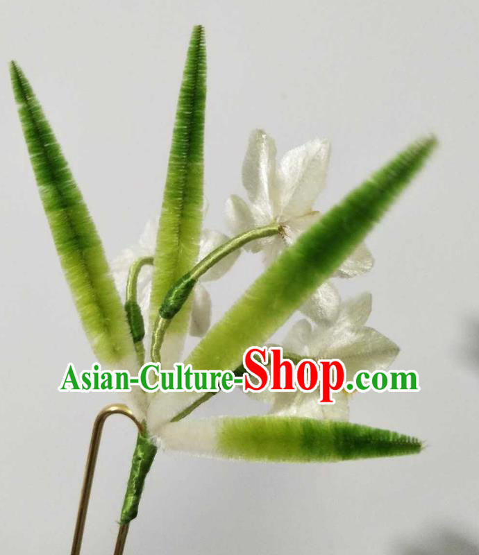 China Traditional Ancient Palace Lady Daffodil Hair Stick Classical Hanfu Velvet Flowers Hairpin China Traditional Ancient Palace Lady Daffodil Hair Stick Classical Hanfu Velvet Flowers Hairpin