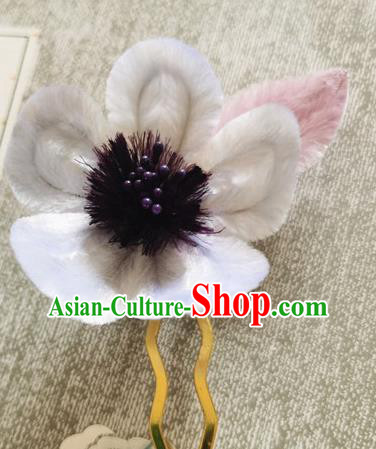 China Ancient Palace Velvet Plum Hairpin Traditional Hanfu Hair Accessories Handmade Hair Stick China Ancient Palace Velvet Plum Hairpin Traditional Hanfu Hair Accessories Handmade Hair Stick
