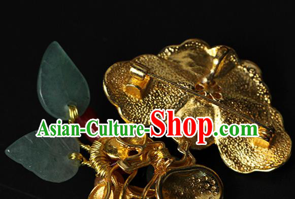 Chinese Traditional Coral Beads Brooch Classical Cheongsam Jewelry Pearl Accessories Chinese Traditional Coral Beads Brooch Classical Cheongsam Jewelry Pearl Accessories
