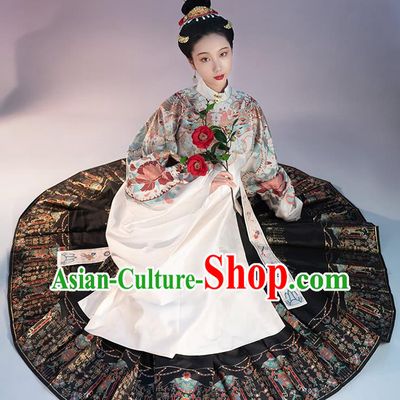 Traditional China Ming Dynasty Royal Countess Historical Clothing Ancient Noble Woman Costumes