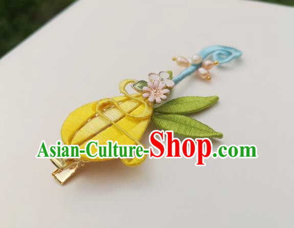 China Ancient Palace Lady Pearls Hairpin Traditional Ming Dynasty Yellow Silk Lute Hair Stick China Ancient Palace Lady Pearls Hairpin Traditional Ming Dynasty Yellow Silk Lute Hair Stick
