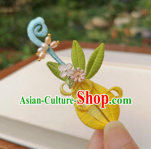 China Ancient Palace Lady Pearls Hairpin Traditional Ming Dynasty Yellow Silk Lute Hair Stick China Ancient Palace Lady Pearls Hairpin Traditional Ming Dynasty Yellow Silk Lute Hair Stick