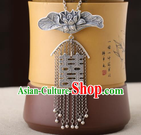 China Classical Cheongsam Silver Carving Lotus Necklace Traditional Wedding Tassel Necklet Accessories China Classical Cheongsam Silver Carving Lotus Necklace Traditional Wedding Tassel Necklet Accessories