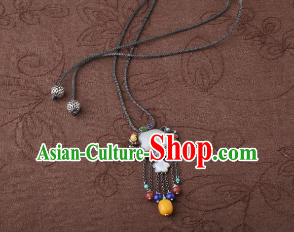 China Classical White Jade Silver Necklace Pendant Traditional Cheongsam Beeswax Tassel Accessories China Classical White Jade Silver Necklace Pendant Traditional Cheongsam Beeswax Tassel Accessories