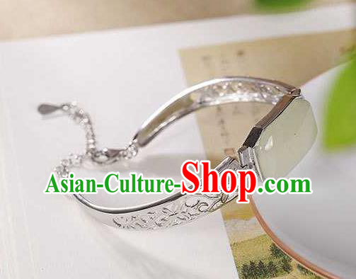 China Classical Cheongsam Silver Bangle Accessories Traditional Jade Bracelet China Classical Cheongsam Silver Bangle Accessories Traditional Jade Bracelet