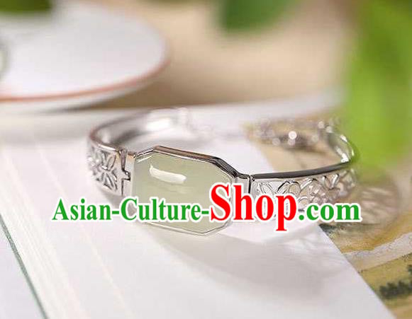 China Classical Cheongsam Silver Bangle Accessories Traditional Jade Bracelet China Classical Cheongsam Silver Bangle Accessories Traditional Jade Bracelet