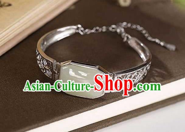 China Classical Cheongsam Silver Bangle Accessories Traditional Jade Bracelet China Classical Cheongsam Silver Bangle Accessories Traditional Jade Bracelet