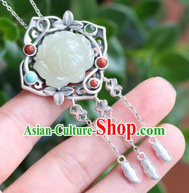 China Classical Cheongsam Silver Tassel Pendant Accessories Traditional Jade Lotus Necklace China Classical Cheongsam Silver Tassel Pendant Accessories Traditional Jade Lotus Necklace