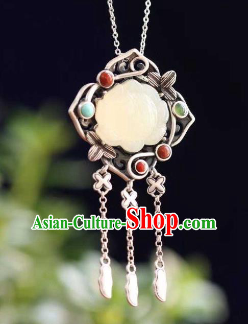 China Classical Cheongsam Silver Tassel Pendant Accessories Traditional Jade Lotus Necklace China Classical Cheongsam Silver Tassel Pendant Accessories Traditional Jade Lotus Necklace