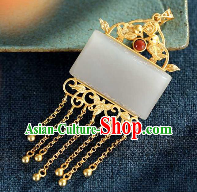 China Classical Cheongsam Golden Tassel Pendant Accessories Traditional White Jade Necklace China Classical Cheongsam Golden Tassel Pendant Accessories Traditional White Jade Necklace