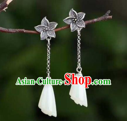 Handmade Chinese White Jade Ear Accessories Traditional Cheongsam Silver Lily Flower Earrings Handmade Chinese White Jade Ear Accessories Traditional Cheongsam Silver Lily Flower Earrings