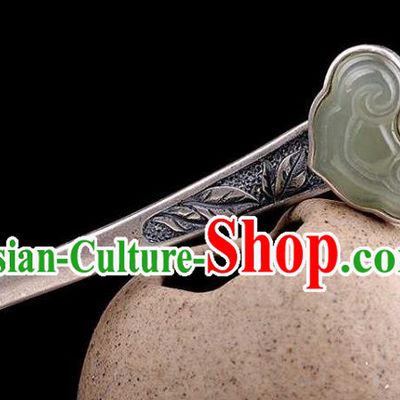 China Classical Silver Carving Hair Stick Traditional Hair Accessories Handmade Jade Cloud Hairpin