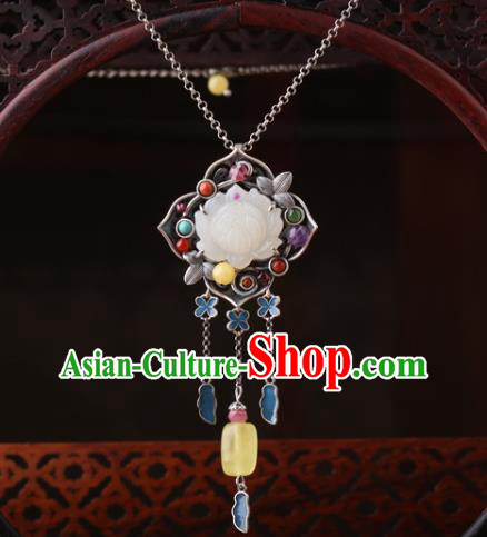 China Classical Jade Lotus Necklace Pendant Traditional Cheongsam Beeswax Necklet Accessories China Classical Jade Lotus Necklace Pendant Traditional Cheongsam Beeswax Necklet Accessories