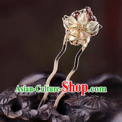 China Classical Golden Hair Stick Traditional Cheongsam Hair Accessories Handmade Garnet Beads Hairpin