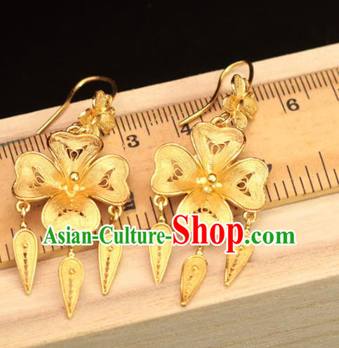 Chinese Ancient Empress Filigree Ear Accessories Traditional Ming Dynasty Golden Flower Earrings Chinese Ancient Empress Filigree Ear Accessories Traditional Ming Dynasty Golden Flower Earrings