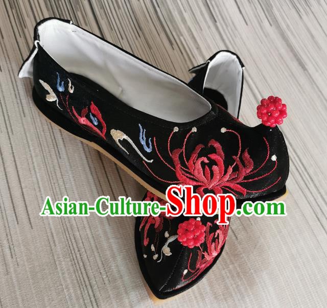 Handmade Chinese Satin Shoes Black Embroidered Shoes Traditional Ming Dynasty Hanfu Shoes Handmade Chinese Satin Shoes Black Embroidered Shoes Traditional Ming Dynasty Hanfu Shoes