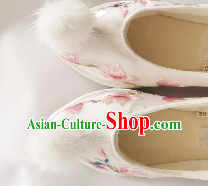 Handmade Chinese Traditional Hanfu Shoes Embroidered Mangnolia Shoes White Bow Shoes Handmade Chinese Traditional Hanfu Shoes Embroidered Mangnolia Shoes White Bow Shoes