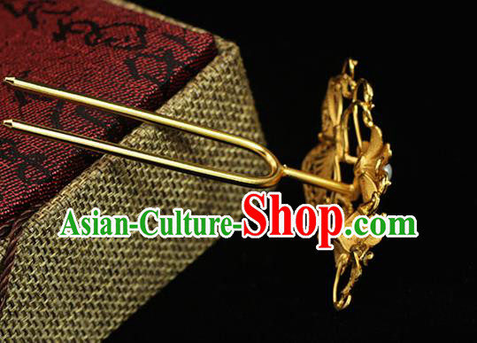 China Traditional Ming Dynasty Palace Lady Hair Stick Ancient Empress Golden Butterfly Hairpin China Traditional Ming Dynasty Palace Lady Hair Stick Ancient Empress Golden Butterfly Hairpin