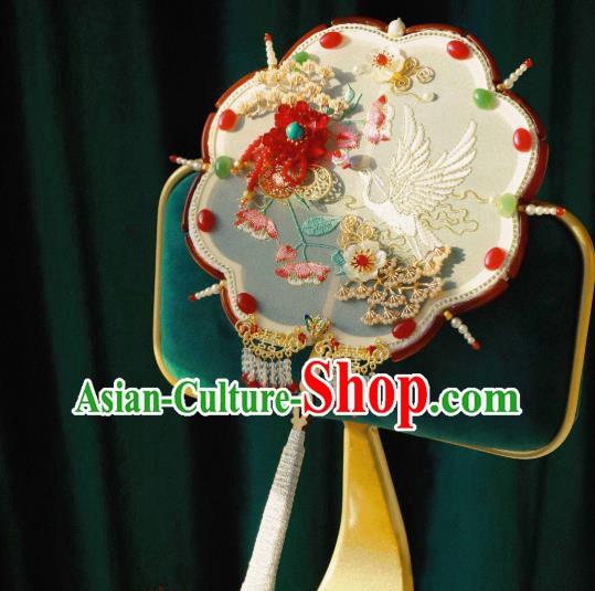 Chinese Ancient Princess Palace Fan Traditional Wedding Embroidered Silk Fan Chinese Ancient Princess Palace Fan Traditional Wedding Embroidered Silk Fan