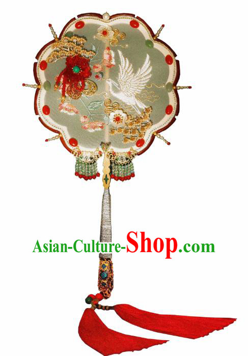 Chinese Ancient Princess Palace Fan Traditional Wedding Embroidered Silk Fan Chinese Ancient Princess Palace Fan Traditional Wedding Embroidered Silk Fan