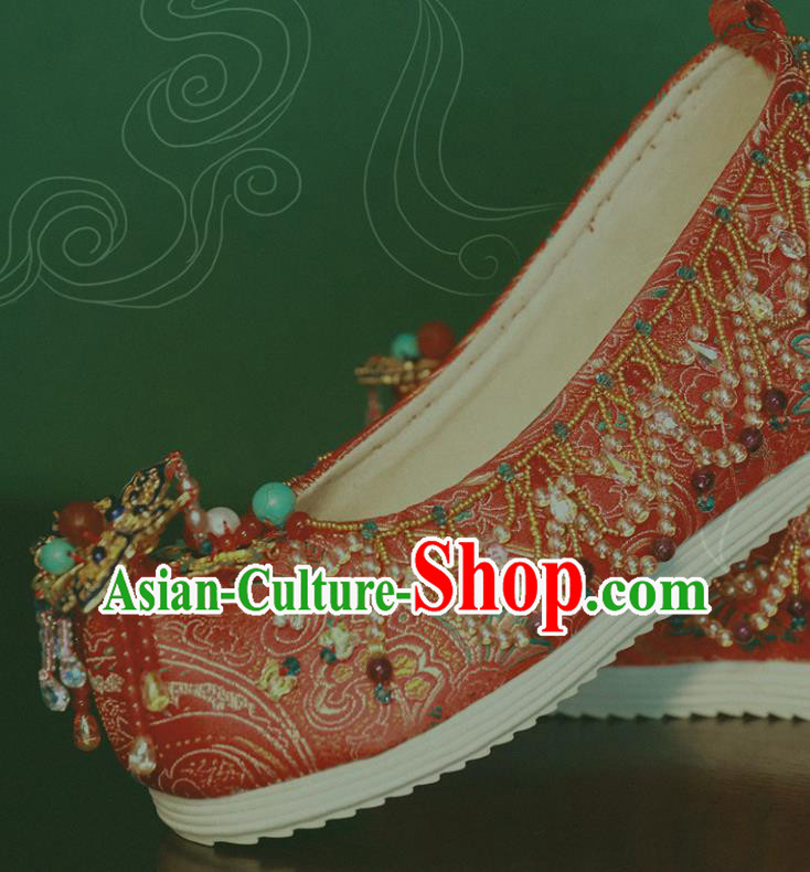 Handmade Chinese Traditional Hanfu Wedding Shoes Red Embroidered Shoes Ancient Princess Satin Shoes Handmade Chinese Traditional Hanfu Wedding Shoes Red Embroidered Shoes Ancient Princess Satin Shoes