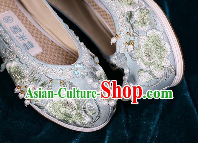 Chinese Traditional Embroidered Peony Shoes Handmade White Shoes Hanfu Pearls Shoes Chinese Traditional Embroidered Peony Shoes Handmade White Shoes Hanfu Pearls Shoes